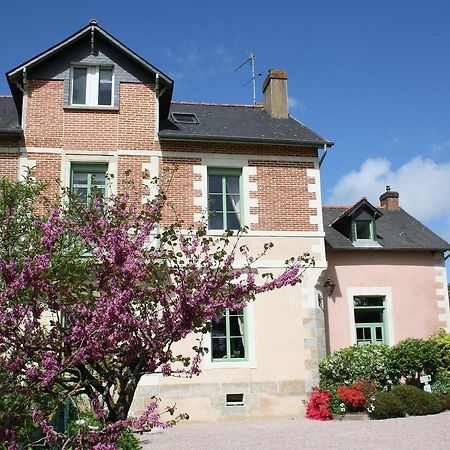Chambres D'Hotes Du Chalet De Caharet Pipriac Εξωτερικό φωτογραφία