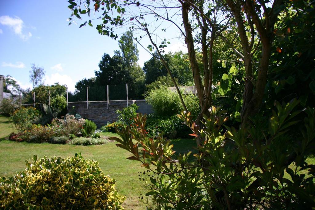 Chambres D'Hotes Du Chalet De Caharet Pipriac Εξωτερικό φωτογραφία