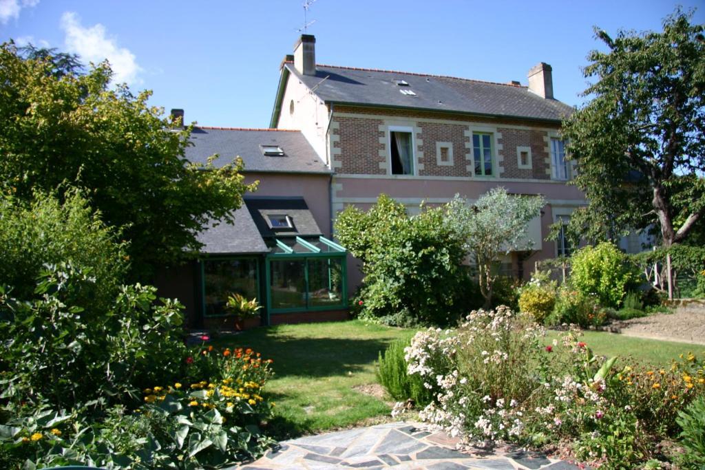 Chambres D'Hotes Du Chalet De Caharet Pipriac Εξωτερικό φωτογραφία